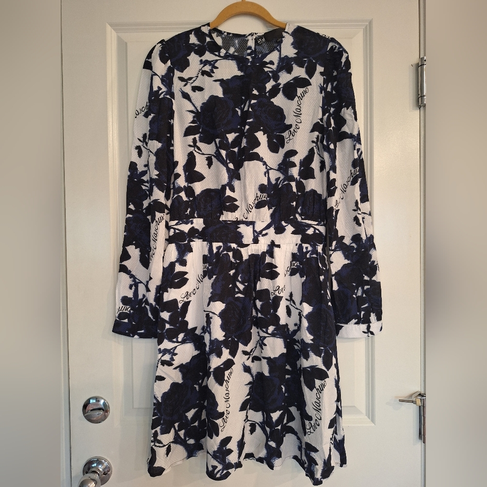 love Moschino Blue and‎ White Floral Long Sleeve Dress Size 6